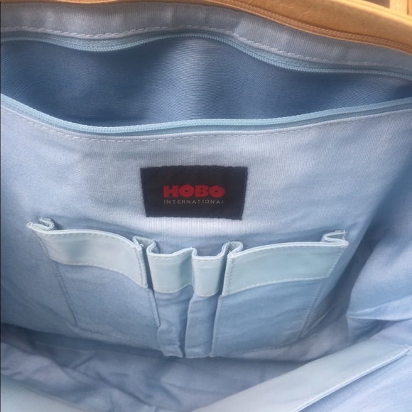 Hobo Handbag - Picture 2 of 4